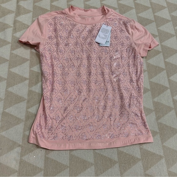 GUESS
Women's Mock-Neck Logo Short-Sleeve Top blush pink roses - Picture 2 of 3